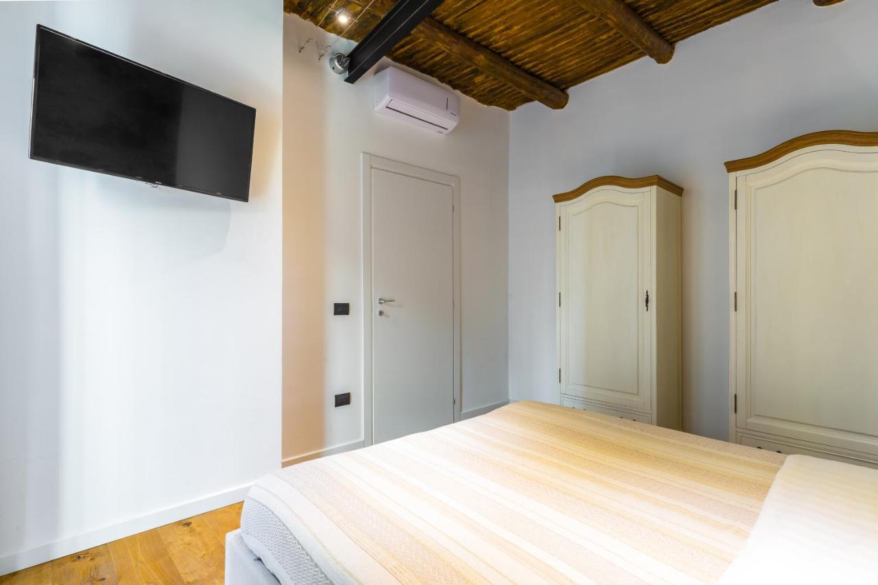 Starhost - Minerva Suite Salerno Luaran gambar