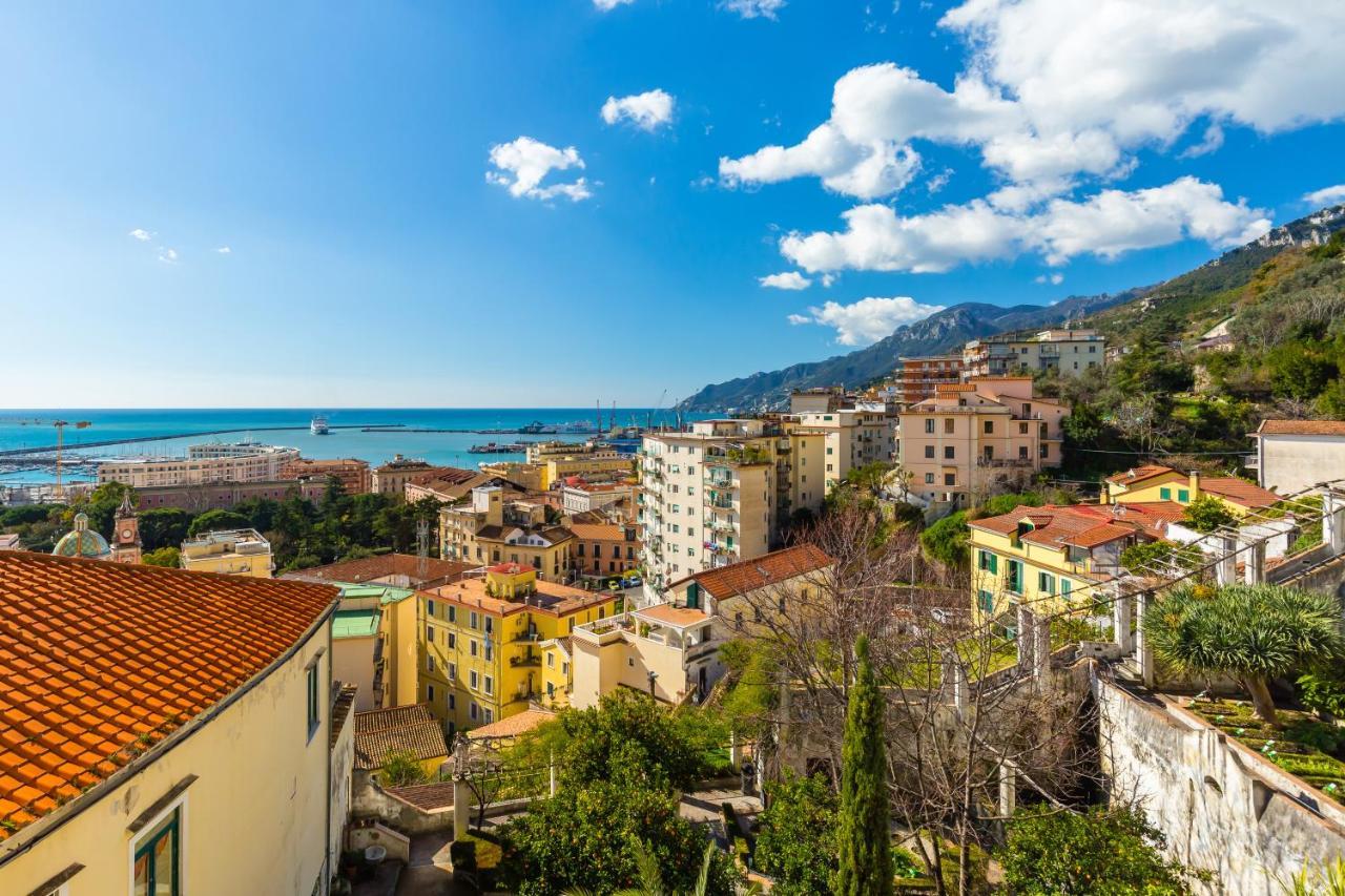 Starhost - Minerva Suite Salerno Luaran gambar