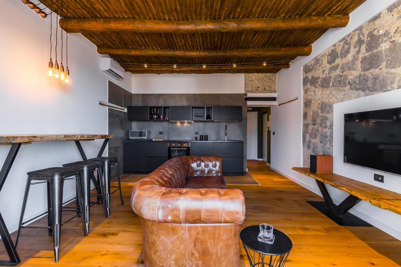 Starhost - Minerva Suite Salerno Luaran gambar