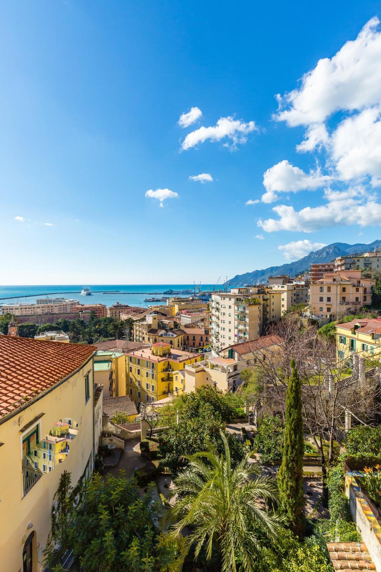 Starhost - Minerva Suite Salerno Luaran gambar