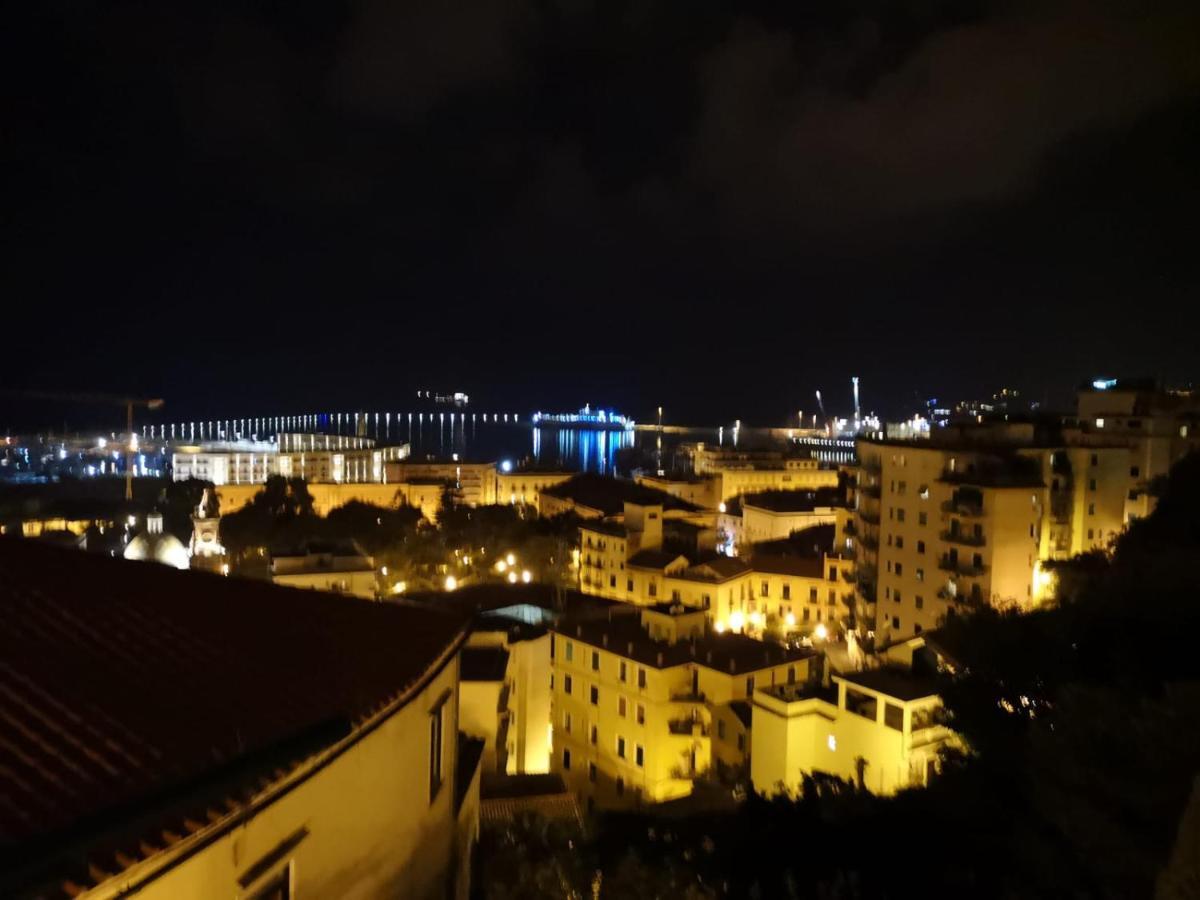 Starhost - Minerva Suite Salerno Luaran gambar